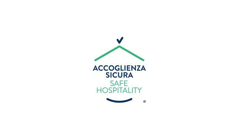 Hotel La Soldanella Моена Екстер'єр фото