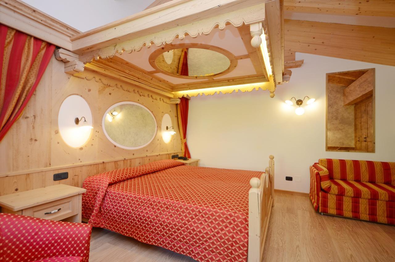 Hotel La Soldanella Моена Екстер'єр фото