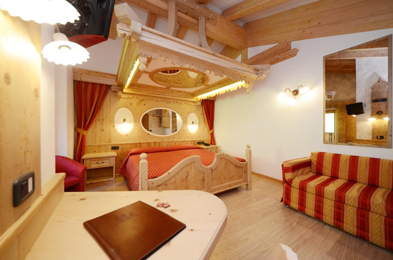 Hotel La Soldanella Моена Екстер'єр фото