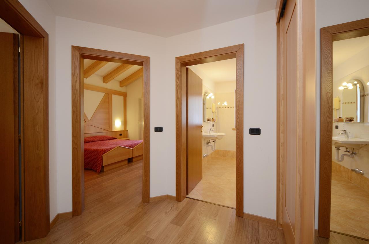 Hotel La Soldanella Моена Екстер'єр фото